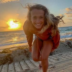 Meet your Posher, Renee